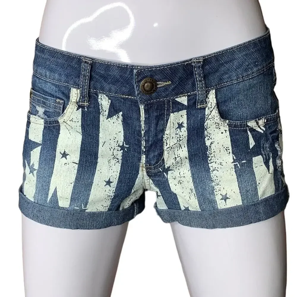lei Ashley Low Rise Montana Shorts Size 5 Patriotic Stars and Stripes gr…